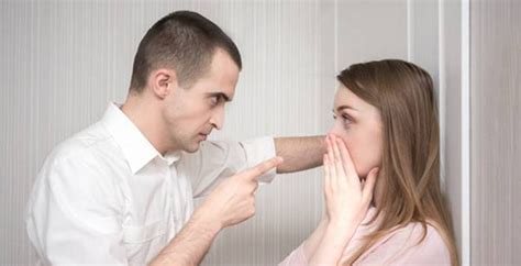 Coercive Control Signs 的图像结果