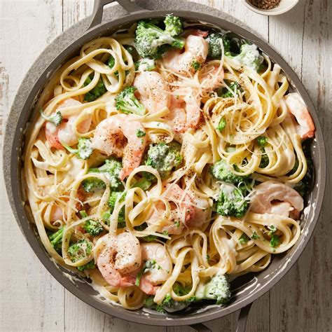 Irresistible Shrimp Alfredo: 23 Creamy Pasta Recipes – SeafoodVoyage
