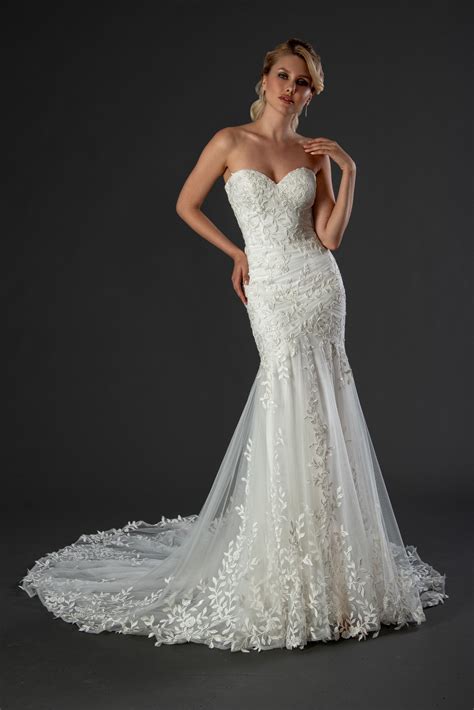 Stella Dresses | Stella Wedding Dresses | Europin Trailor