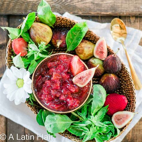 Easy Strawberry-Fig Preserves Recipe (no pectin) | A Latin Flair