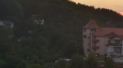 HOTEL GARETOV KONAK (Prolom) - Lodge Reviews, Photos, Rate Comparison ...