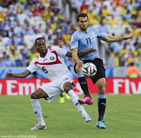 世预赛南美区推荐：哥伦比亚VS巴西、阿根廷VS乌拉圭_东方体育