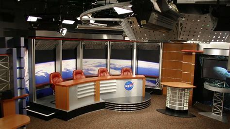 Interview Set Design 的图像结果