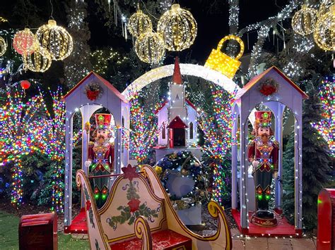 René A. Guzman - Journalist Profile - Intelligent Relations