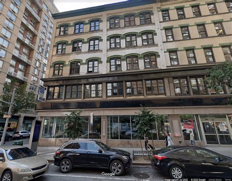 Barnes & Noble Coming Back To Upper East Side, 2 Years After Closing ...