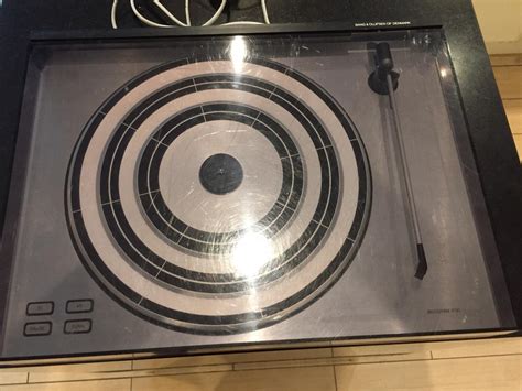 Bang and Olufsen turntable, plus Beocentre in HX1 Calderdale für £ 50 ...
