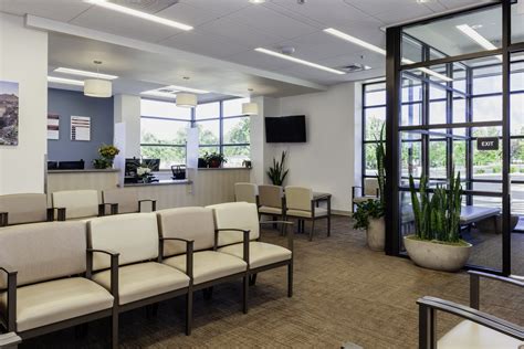 Healthcare Construction | Mosaic Medical Redmond - R&H Construction