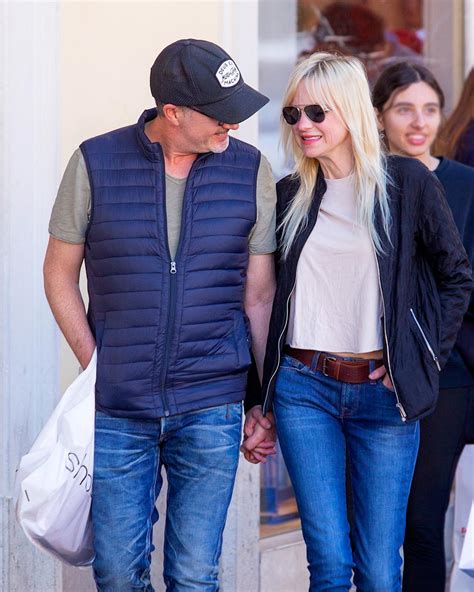 Anna Faris and Husband Michael Barrett Are All Smiles During Rare ...