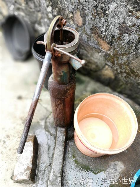 农村用来打水的水井，三个作用你用过几个呢？|水井|农村|作用_新浪新闻