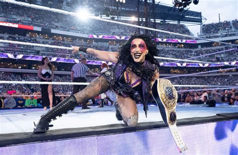 Top five longest reigning WWE Women’s Champions of all time
