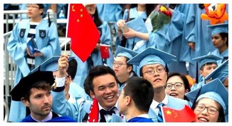 国际处组织留学生参加汉服文化活动-北京师范大学珠海分校 | Beijing Normal University,Zhuhai