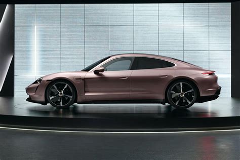 Model Dasar Porsche Taycan 2021 Tiba Dengan Harga Mulai Rp 1,1 Miliar ...