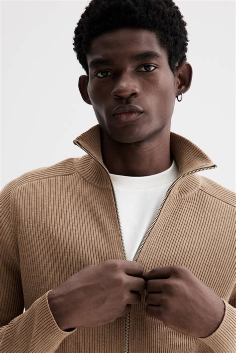 Slim Fit Zip-through cardigan - Dark beige - Men | H&M IN