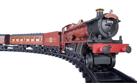 Buy Lionel Harry Potter Hogwarts Express Train Set - G-Gauge Online at ...