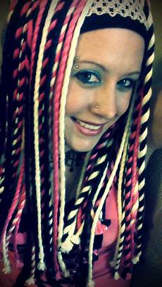 How To Make Yarn Dreads by Yarn Dread Falls Pipenhagenblog How To Make Yarn Dreads