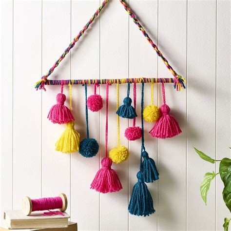 Crafts with Household Items 的图像结果