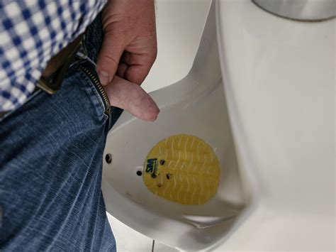 Uncut at the urinal : r/UrinalDicks