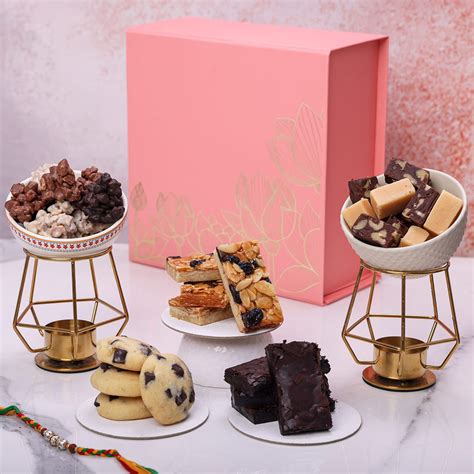 Rakhi Gift Hampers and Chocolates | Order Rakhi Cakes, Cupcakes ...