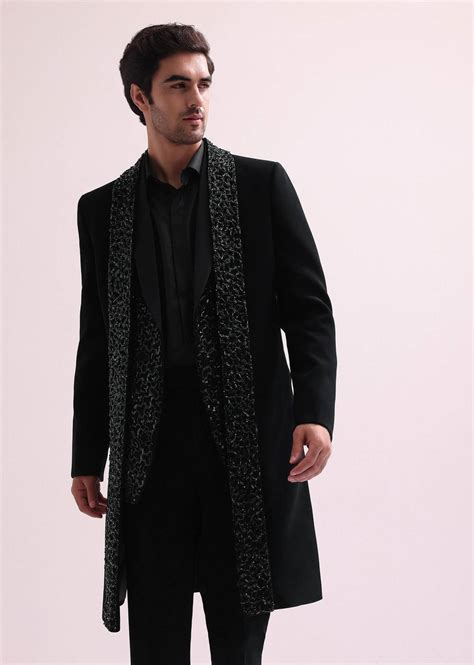 aditya roy kapur in our black double layered-sg227177 1