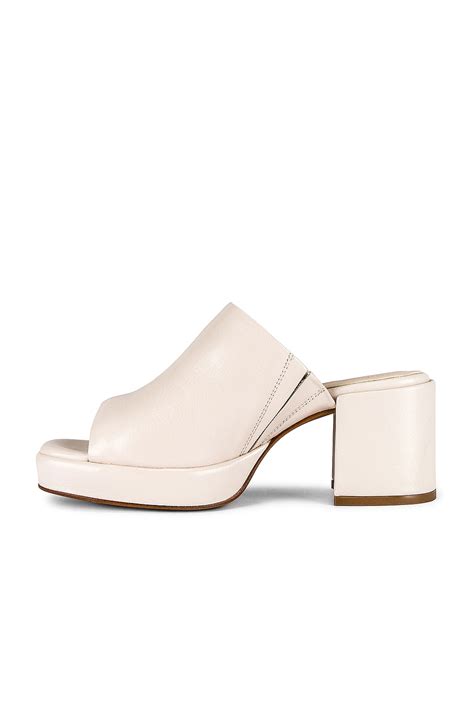 INTENTIONALLY BLANK Trilogy Mule in Cloud | REVOLVE
