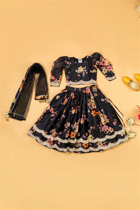 Buy Designer Kids Clothes | Boys And Girls | Aza Fashions