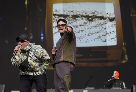 Billie Eilish onder vuur na Grammy-uitspraak ‘Niemand is illegaal op gestolen land’ • Megadeth ...