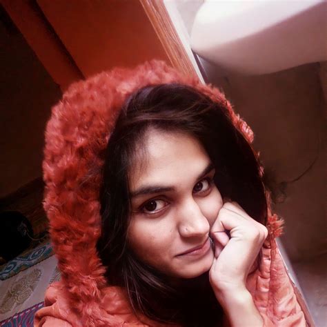Pakistani Cute Girl full nude album pics&video link in comment box | Scrolller