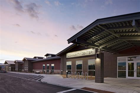 Local Community Services 的图像结果