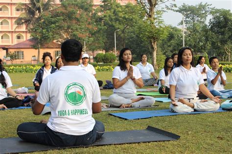 Best Yoga Therapy in India | Yoga and Happiness