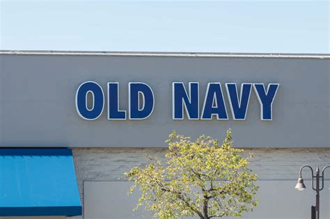 Download Old Navy Pictures | Wallpapers.com