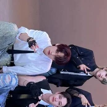 Chat with SKZ - text or voice, Enjoy AI Chat Free & Safe