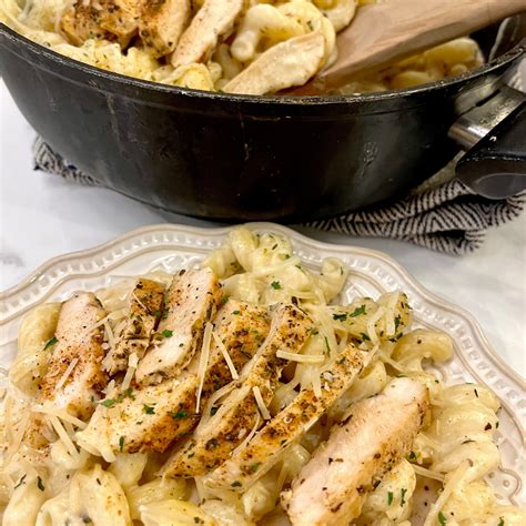 Cajun Chicken Alfredo Recipe | Spicy Chicken Alfredo | Comfort Cooks