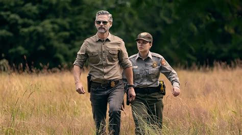 Une nature sauvage - série TV 2025 - Mark L. Smith - Captain Watch