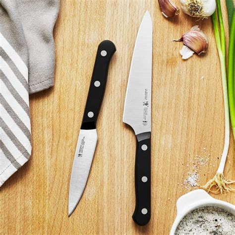 Henckels Knife Review (4 Awesome Design Features That Chefs Love)