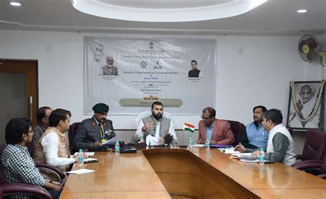 KVIC & Assam Rifles sign MoU; Paramilitary forces to taste Khadi ...