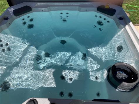 Hot Spring Relay 的图像结果