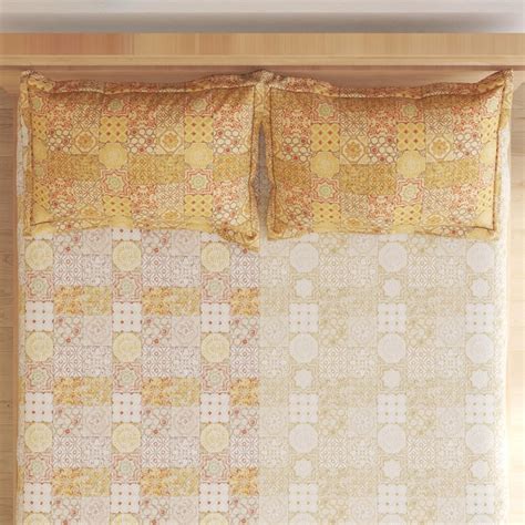 Buy Medley Dastkari Cotton 180TC Printed 3Pcs King Bedsheet Set from ...