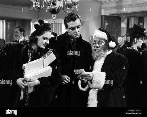 Miracle on 34th street 1947 hi-res stock photography and images - Alamy