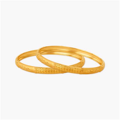 Elegant Minimal Bangles