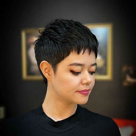 25 Very Short Haircuts for Women Trending in 2022