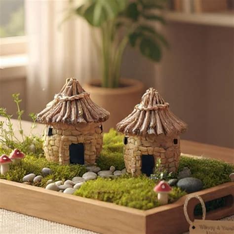 Ascension Pack of 2 Miniature Toy Huts/Houses/Cottages for Dollhouse ...