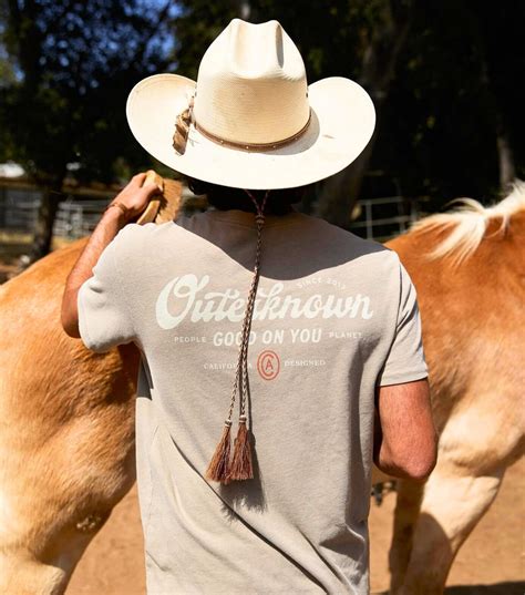 9 Sustainable T-Shirts That Are Tee-Rifficly Eco-Friendly