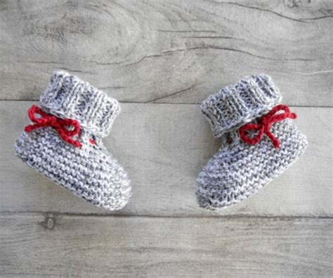 Knitting Pattern – Baby Set basic – Bootees, Cap, Scarf & Bib – No.168E-Set