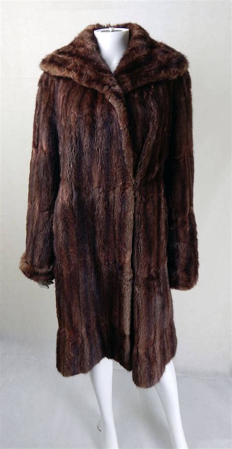 How To Identify Vintage Fur Coats at Harrison Fitch blog