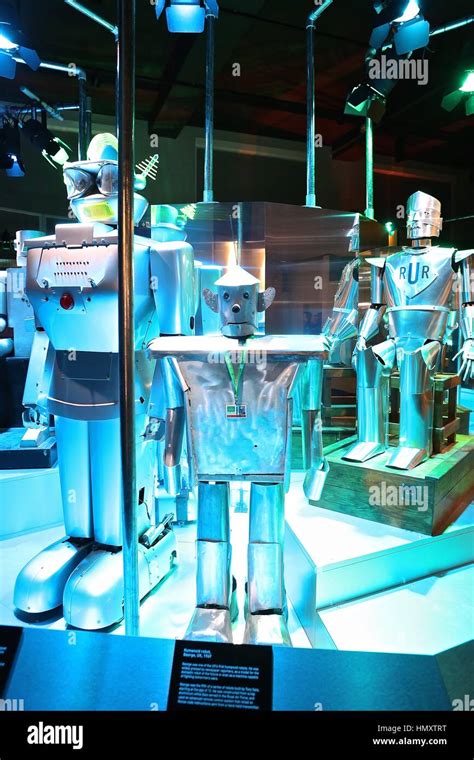 Science Museum Robots 的图像结果