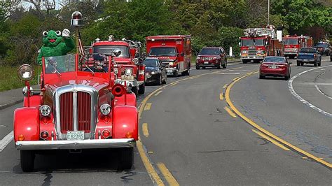 Olympia fire, police departments host surprise parades | The Olympian