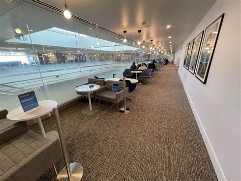 The Denver (DEN) Amex Centurion Lounge [Location, Hours, Amenities]