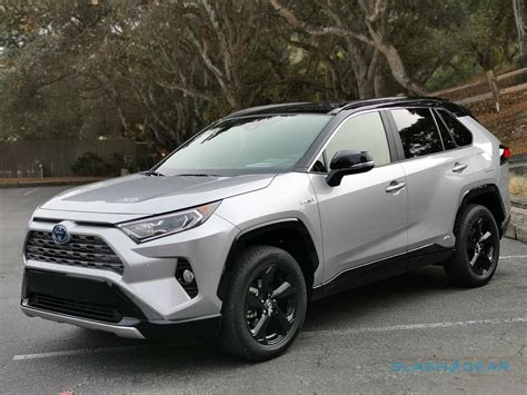 2019 Toyota RAV4 first drive review: Compact SUV makes huge improvements - SlashGear
