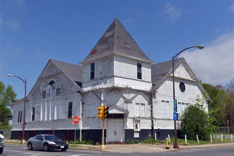 Former Springfield church demolished to make way for medical offices ...