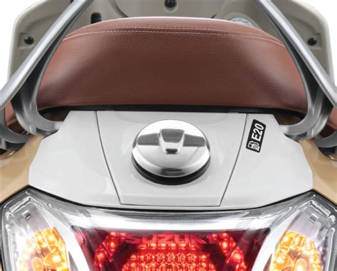 PREMIUM CHROME EXTERNAL FUEL LID